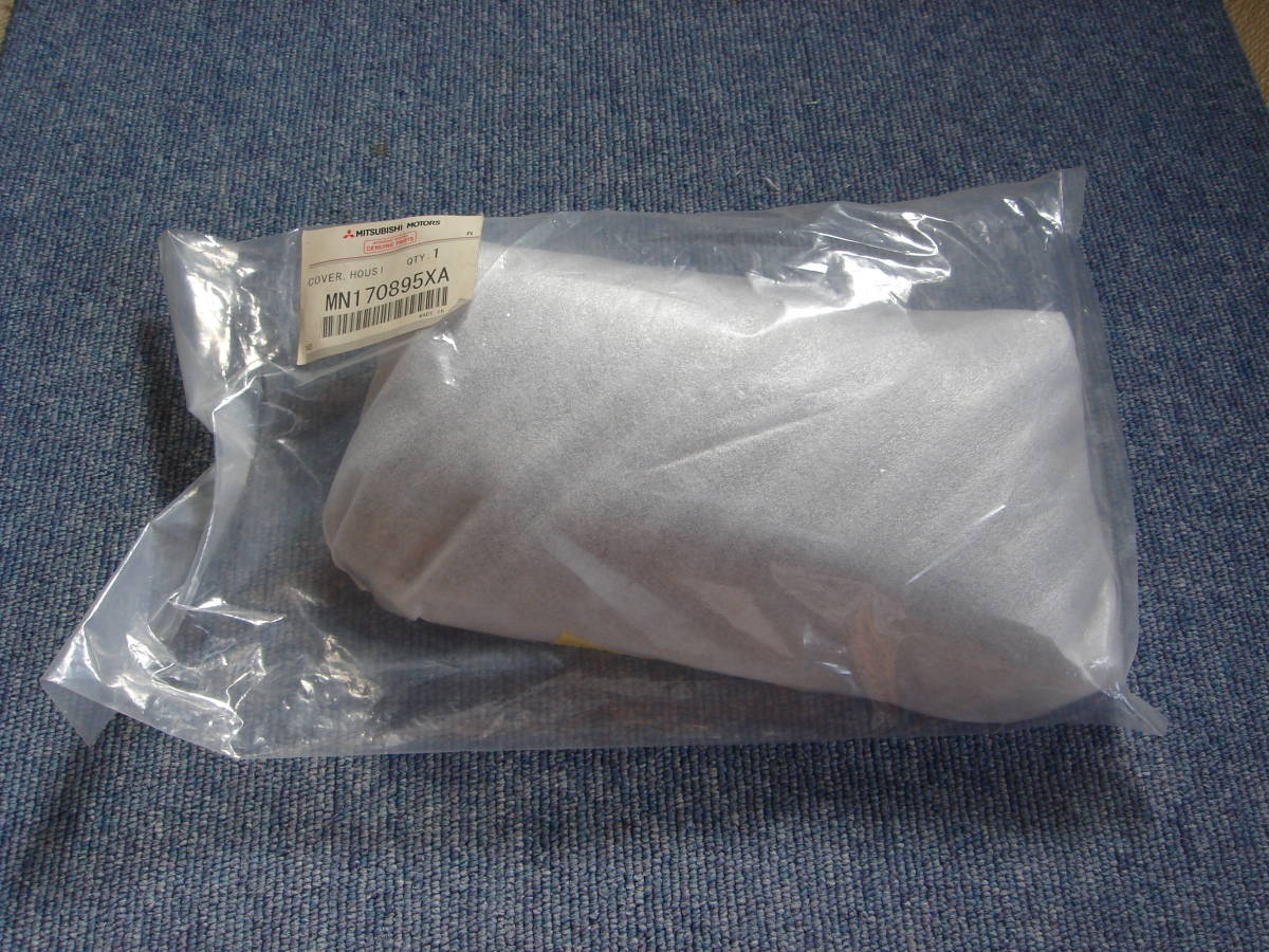 新品 未使用 長期保管 三菱純正 ドアミラーカバー ドアミラL 品番: MN170895XA ジャンク扱い