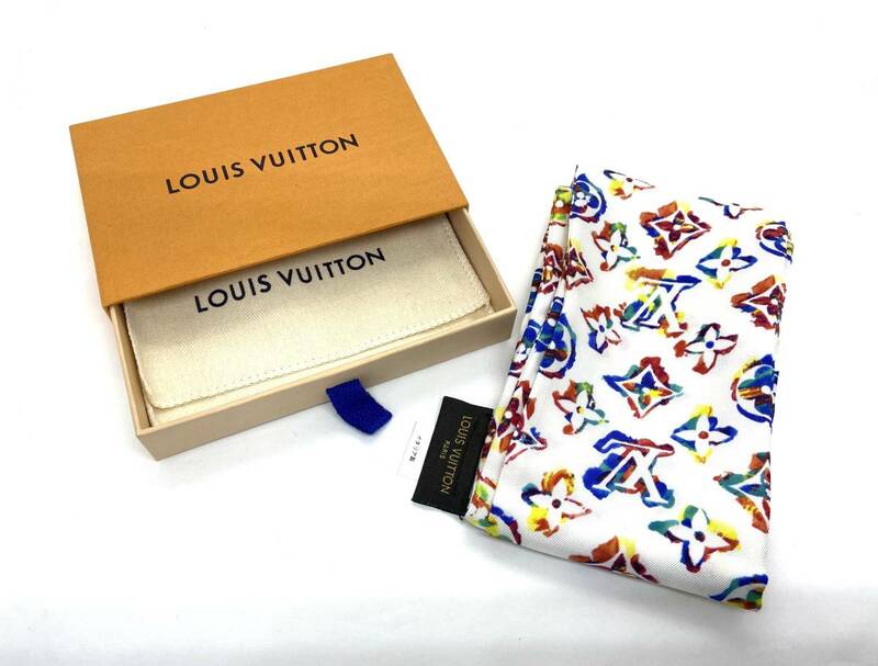 【LOUIS VUITTON】ルイヴィトン　バンドー　マルチカラー モノグラム　スカーフ　全長118cm　シルク100％　ホワイト　20230610