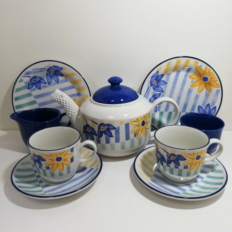 STAFFORDSHIRE TABLEWARE 花柄 ティーポットセット カップ&ソーサー 9点セット スタッフォードシャー ポット 茶器 ENGLAND イングランド製