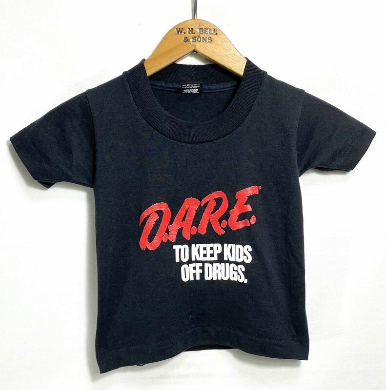 ■ 子供用 90s 90年代 ビンテージ USA製 SCREEN STARS ” D.A.R.E. ” イラスト 半袖 Tシャツ 2/4 ブラック アメカジ ■