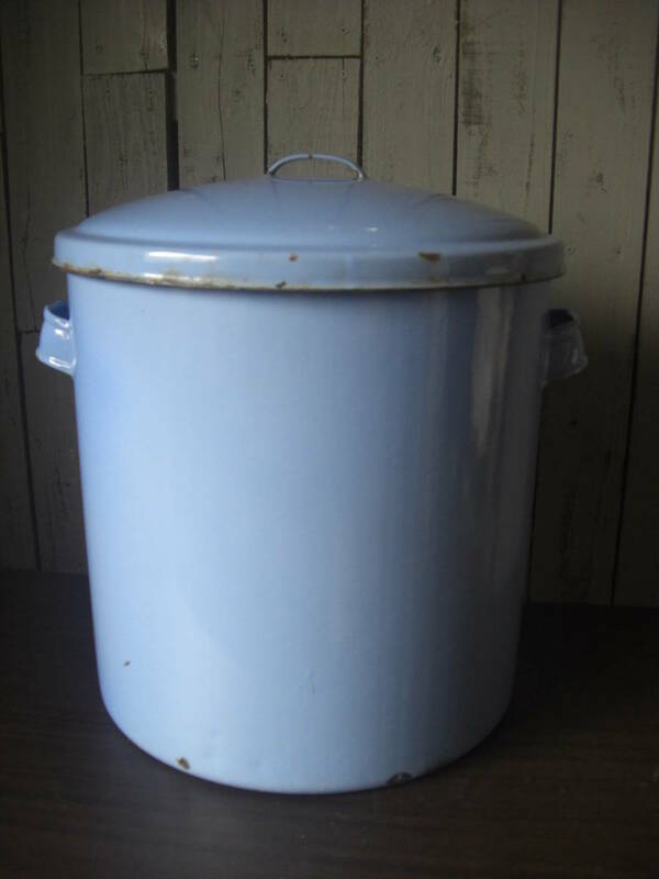 Qn312 昭和レトロ ヴィンテージ ホーロー容器 琺瑯 直径約30cm 高さ約31cm 古道具 アンティーク ブルー 缶 鍋 シャビーシック 120サイズ