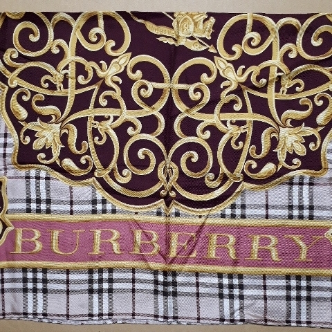 BURBERRY　バーバリー　絹100%　約86×86㎝　シルク100%　未使用