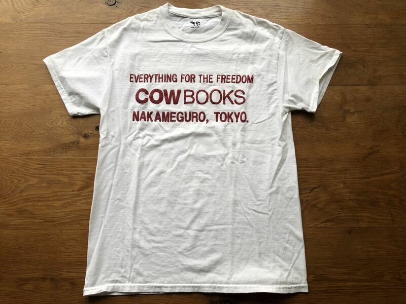 COW BOOKS Book Vendor T-shirt マウンテンリサーチ