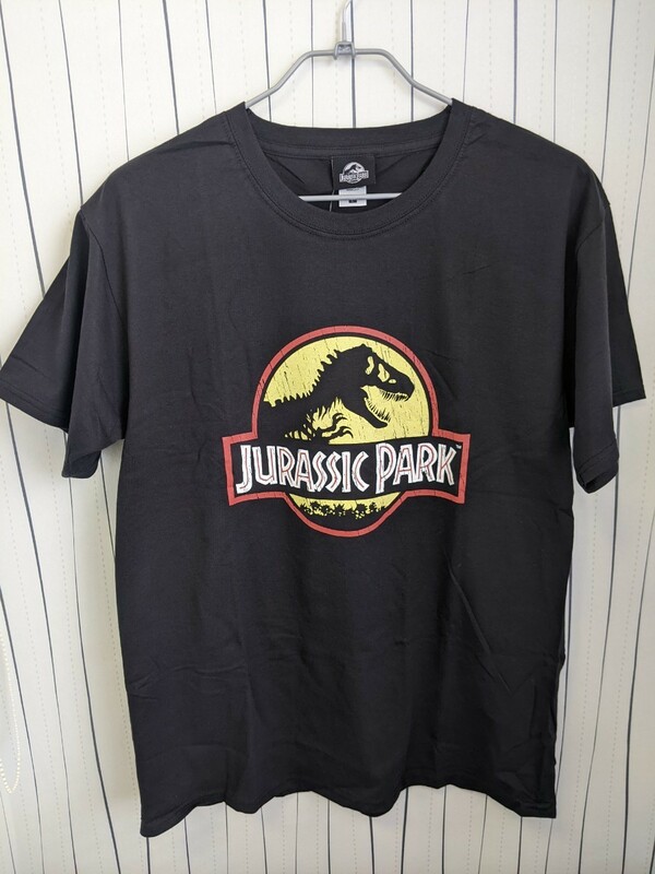 新品 Jurassic Park メン&アポス;sジュラシックパークディストレスドオリジナルロゴブラックTシャツ ブラック Lサイズ