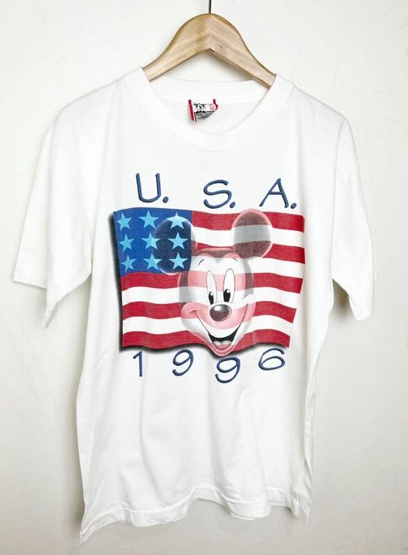 90s' ヴィンテージ　1996 MADE IN USA ミッキーマウス　tシャツMサイズ　ゆったり　星条旗