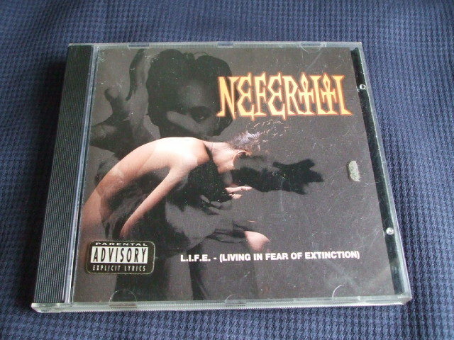 Nefertiti - Living in Fear of Extinction (1994)