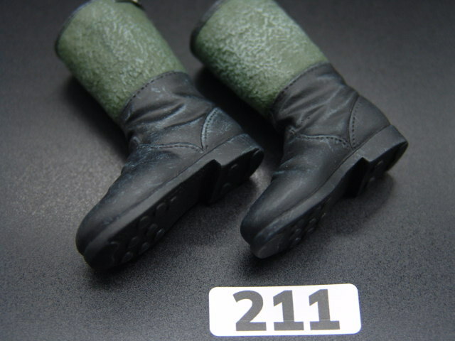 【 N211 】1/6ドールパーツ：DRAGON製 WWII ドイツ軍 防寒ブーツ【 長期保管・ジャンク扱い品 】
