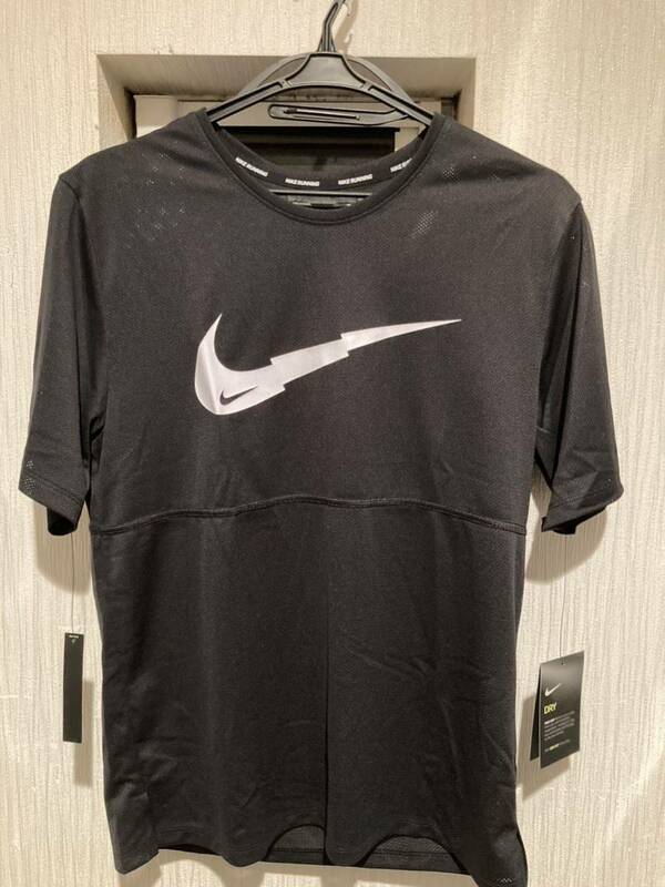 NIKE ナイキ 半袖Tシャツ サイズM 未使用品