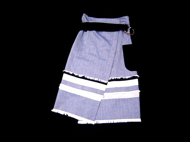 AKANE UTSUNOMIYA アカネウツノミヤ 切替デザインのスカート