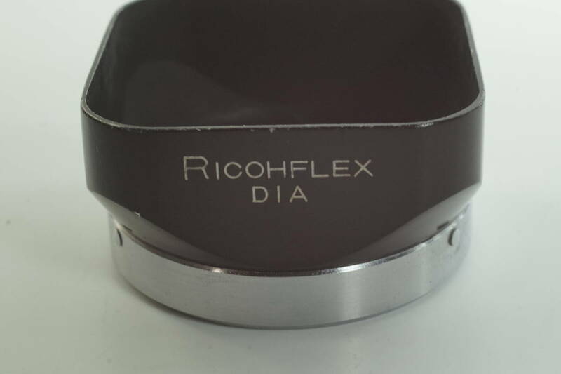 296『送料無料 キレイ』RICOH リコー RICOHFLEX DIA 二眼レフカメラ 約37.5mm径フィルムカメラ レンズフード 理研光学、オールドリコー