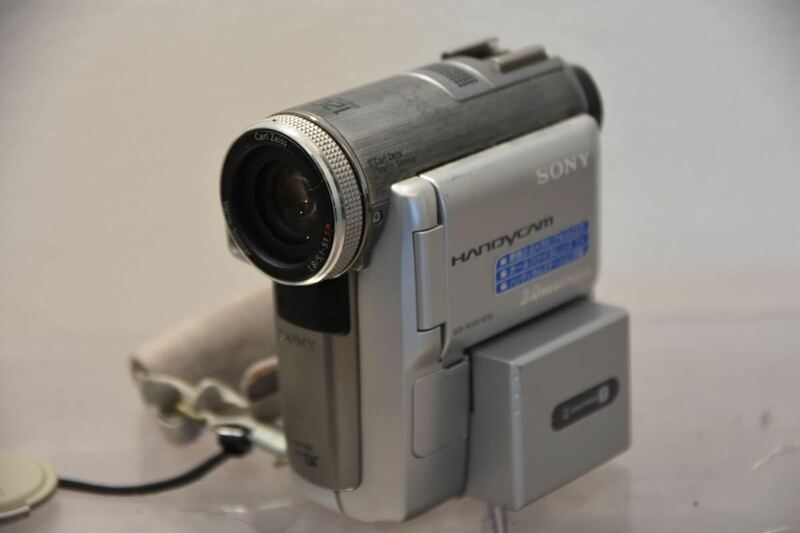 デジタルビデオカメラ SONY ソニー ハンディカム DCR-PC350 ジャンクZ57