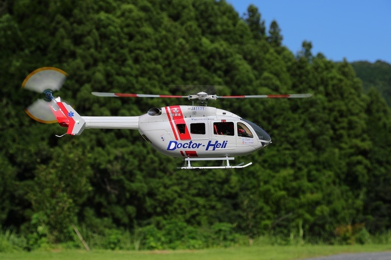 ☆限定放出目玉企画☆お宝完成機☆魅力のEC145Dr.完成機☆450pro 機体＋ドイツ製４枚ヘッド採用「プロ製作」の限定モデル☆