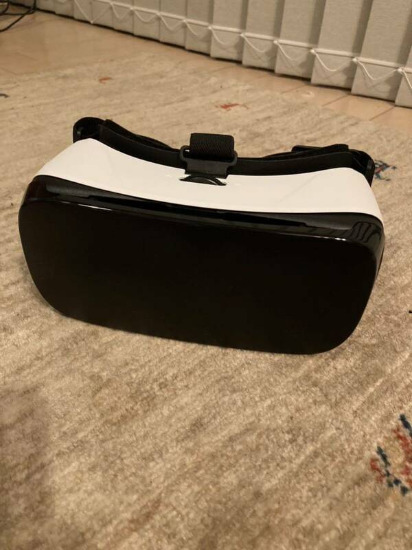 Gear VR SM-R322 oculus vrヘッドセット ゴーグル