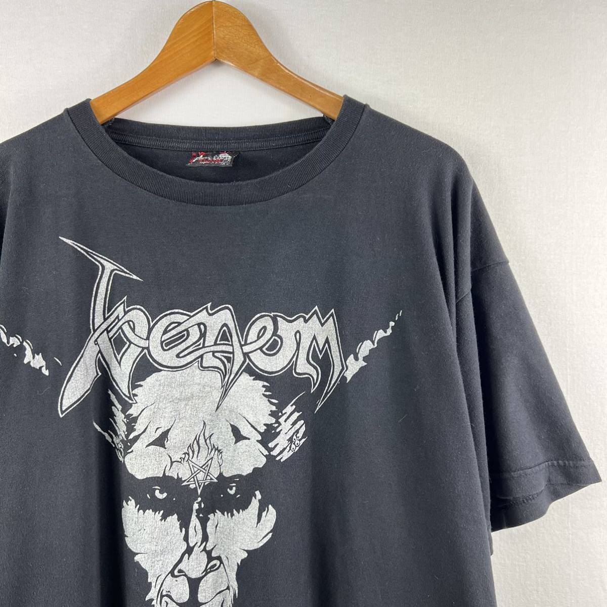ビンテージ 90s【UK版】VENOM ヴェノム Tシャツ XL ユーロ古着 バンドT ブラック メタル サタン 666 BURZUM slipknot darkthrone Emperor