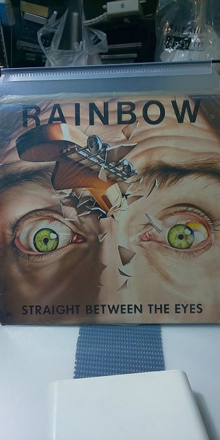 【LPレコード】 RAINBOW / STRAIGHT BETWEEN THE EYES