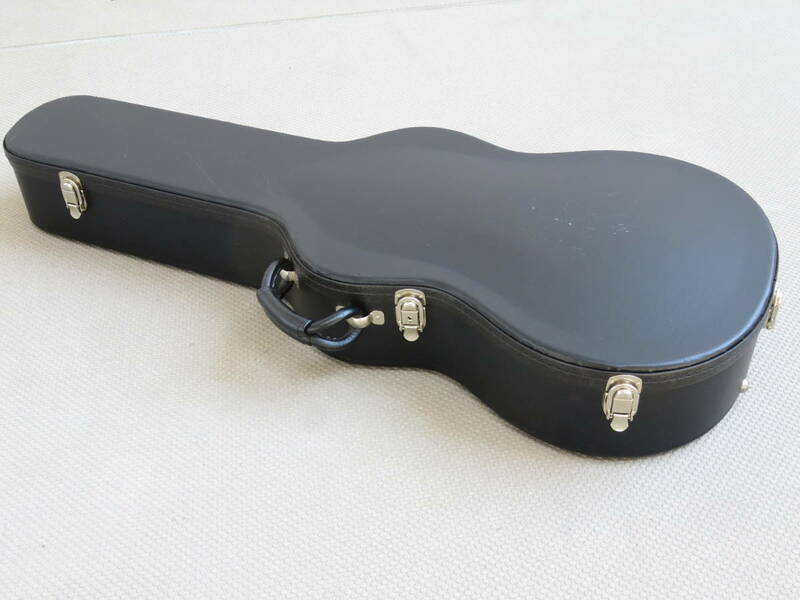 【人気の黒】メーカー不明　ハードケース　ギターケース　黒　鍵無し　全長102cm