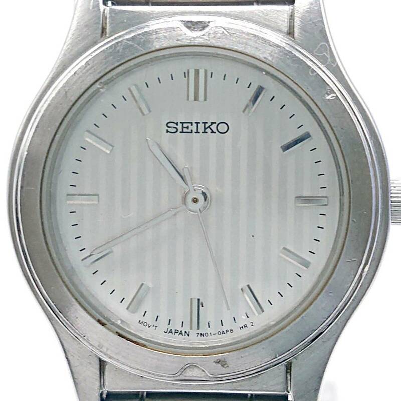 【電池切れ】SEIKO　セイコー　レディース　クォーツ腕時計　シルバー　ストライプ文字盤　７N01-0AM0