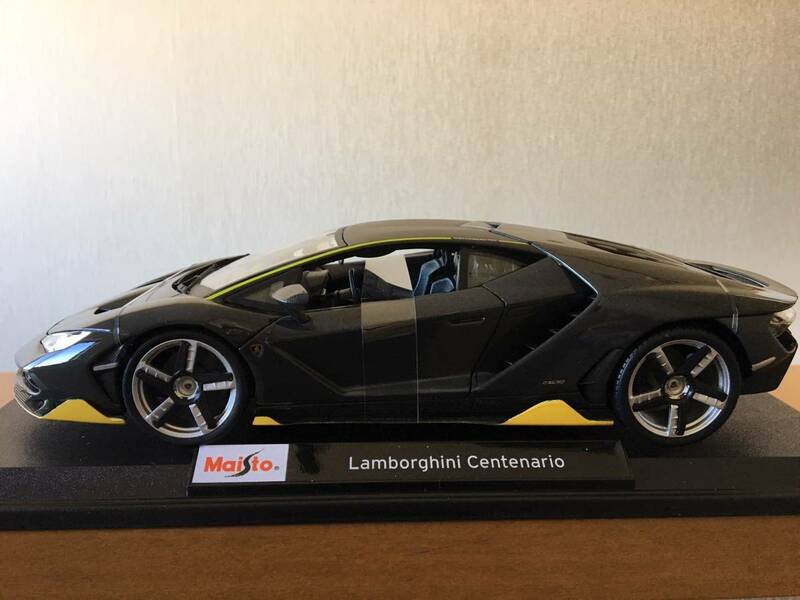 希少 Maisto マイスト 1/18 Lamborghini Centenario グレーブラック ランボルギーニ