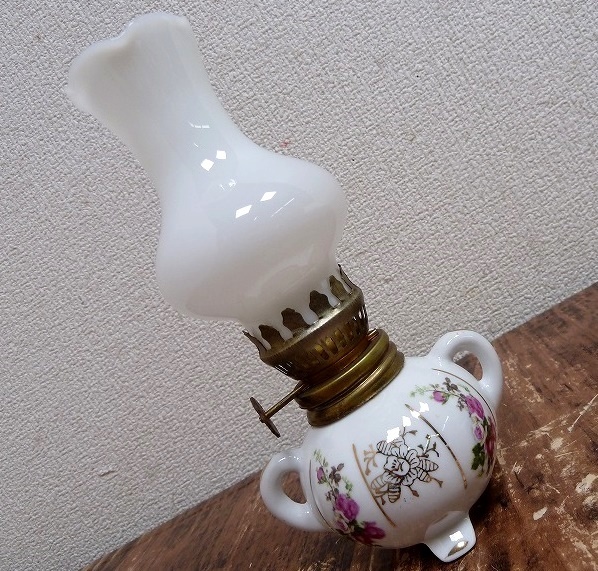 (☆BM)[SALE]昭和レトロ/オイルランプ(0311-⑦)マンダリンレトロ 香港製 陶器/ガラス 花柄 ヴィンテージ調 アンティーク ランタン 照明