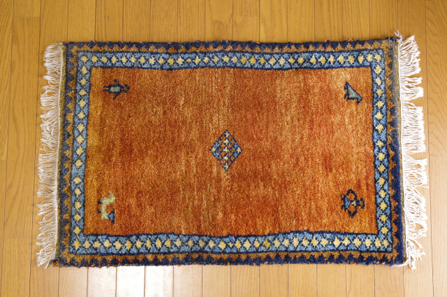 ■中古 手織り ギャベ 玄関マット 横幅 60.5cm 奥行 92cm 肉厚 3cm■