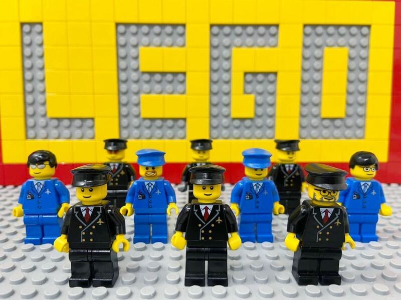 ☆空港職員☆ レゴ　ミニフィグ　大量10体　パイロット　管制官　スーツ姿　( LEGO 人形 シティ 飛行機