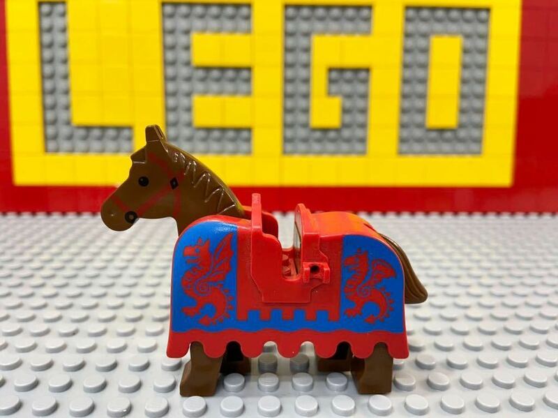 ☆装甲馬☆ レゴ　動物ミニフィグ　馬　ドラゴンナイト　ブラックナイト　( LEGO 人形 甲冑 お城シリーズ　B40402