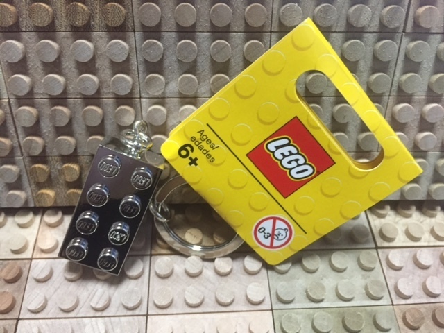 凸凸凸 レゴ LEGO ☆ キーホルダー ☆ 2x4基本ブロック キーホルダー クローム シルバー Chrome Silver ☆ 新品 凸凸凸