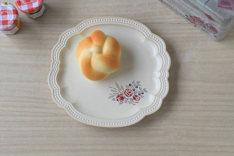 マニー フェリシエンヌ　ローズアンポショワール　プレートM ケーキプレート　日本製　陶器 新品