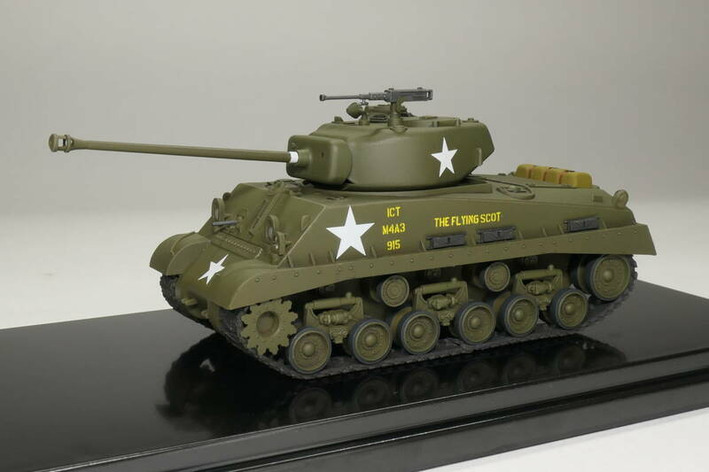 （完成品・模型）1/72　M4A3E8シャーマン　（ケース付き）