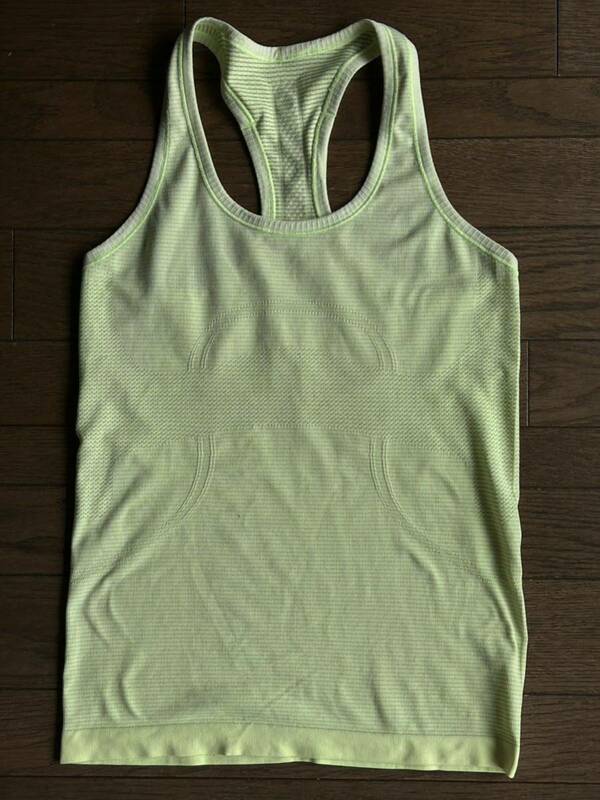 ルルレモン lululemon タンクトップ Swiftly Tech Tank SIZE 6 Green