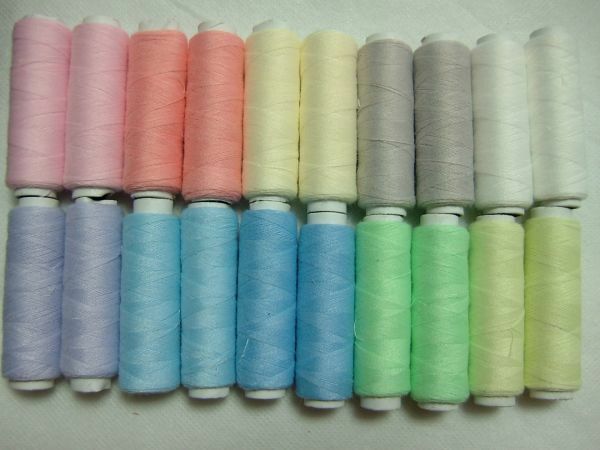 ミシン糸・手縫い糸両用③　＃60　1巻100ｍ×20個　ポリエステル100％　綿、合成繊維他、あらゆる素材の布地に使用可能