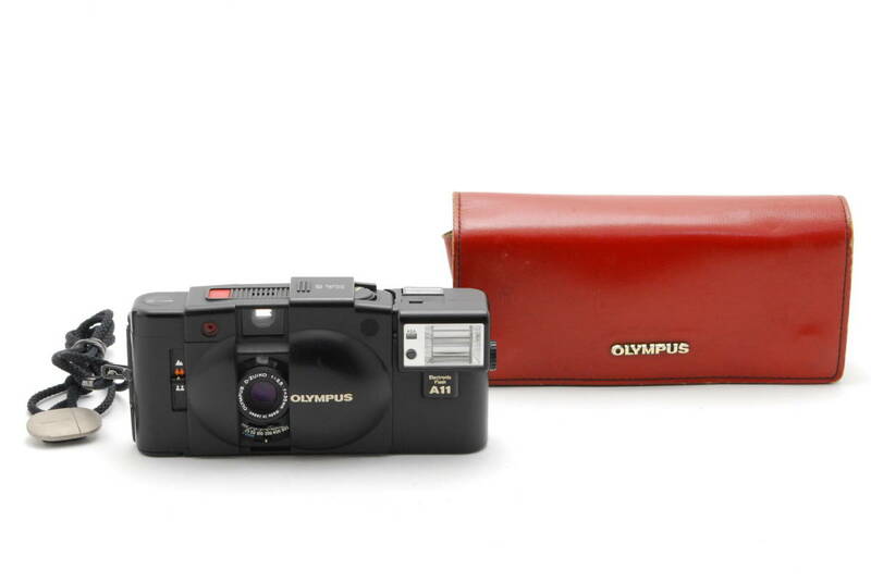 OLYMPUS XA2 (D.Zuiko 35mm F3.5) Electronic Flash A11 付き オリンパス コンパクトフィルムカメラ 動作確認済みです。概ねキレイです。