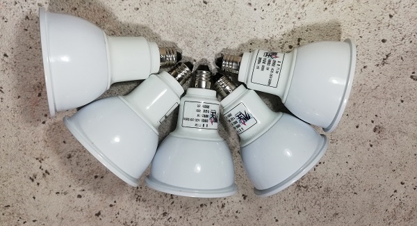 LED電球 5Ｗ 昼白色5500K 高演色性Ra95 口金E17 LED 5個 スポットライト 非調光 ハロゲン電球形 50W相当　TT-5W-E17