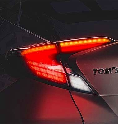 【処分品】TOMS/トムス LEDテールランプ シーケンシャル トヨタ C-HR 81500-TZX10 1セット テールライト