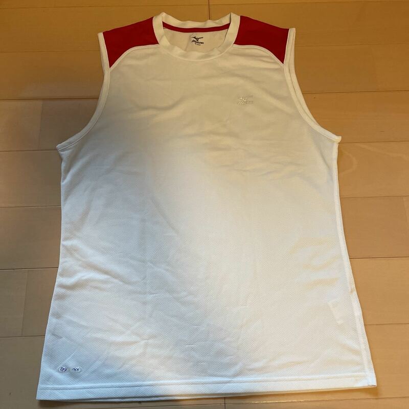 送料無料　ミズノ　mizuno ノースリーブ ランニングシャツ サイズM 白×赤　ホワイト×レッド 送料込み