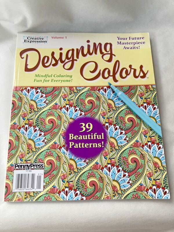 ◆ Penny Dell Puzzles 【Designing　Colors】 デザインぬり絵ノート　３９枚　◆