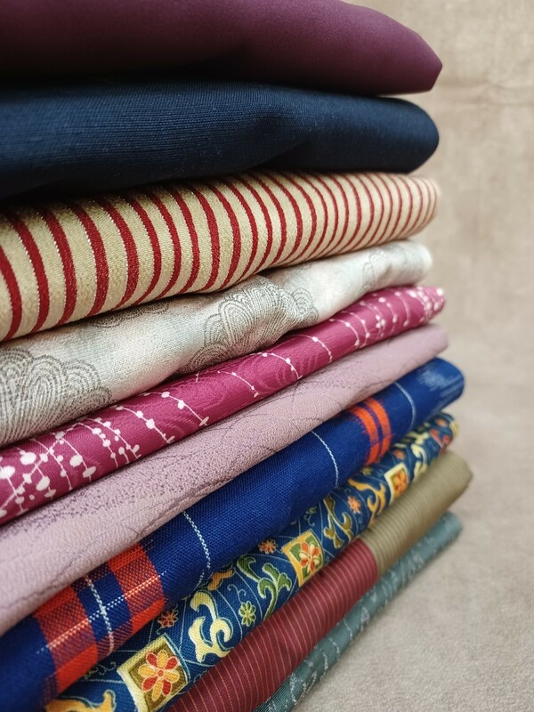 羽織り 10枚 まとめ売り 着物 リメイク 和装 和服 ストライプ 色とりどり ハンドメイド 素材 材料 はぎれ コレクション 日本 古布 中古品