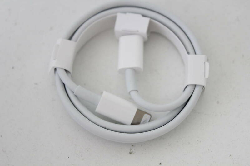 未使用 Apple iPhone 充電ケーブル Lightning - USB-C ケーブル