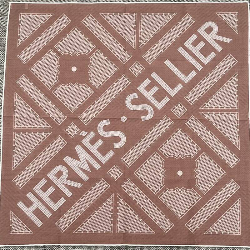 美品　HERMES エルメス カレ45 ミニカレ　コットン　セリエ　ハンカチ　スカーフ　ロゴ　タグ有り　フランス製　ピンク