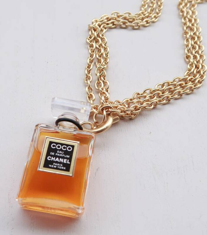 シャネル CHANEL COCO 香水 ミニボトル チェーン ネックレス ゴールド アクセサリー ケース ヴィンテージ レア 美品 香水瓶 パフューム