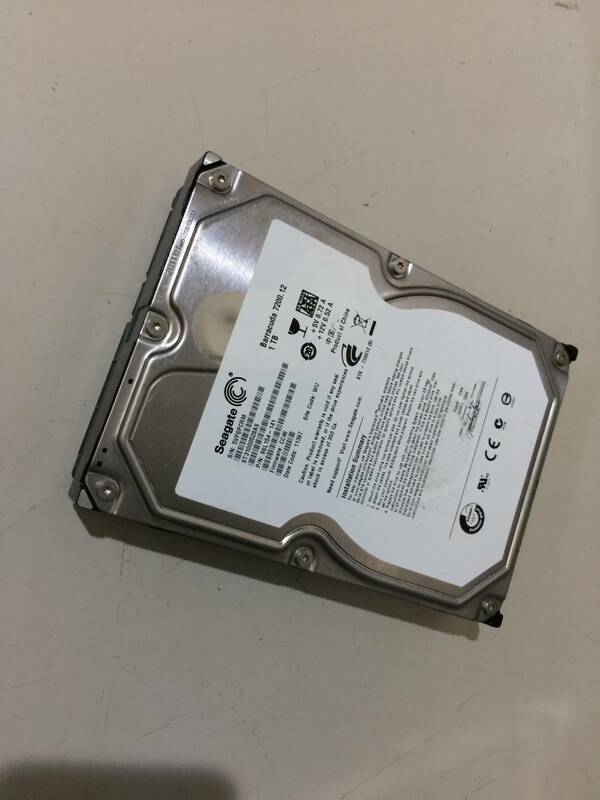 中古品 Seagate Barracuda 7200.12 ST31000528AS 1TB S-ATA接続 現状品