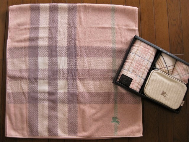 ５０００円～★バーバリーのバスタオル　ピンク　ビッグノバ　廃盤＆入手困難★
