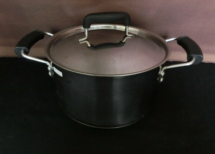 ●両手鍋　LITTLE CHEF　リトル シェフ　CH-IH対応　ステンシル　調理器具 中古　美品 麺類　パスタ鍋にも　