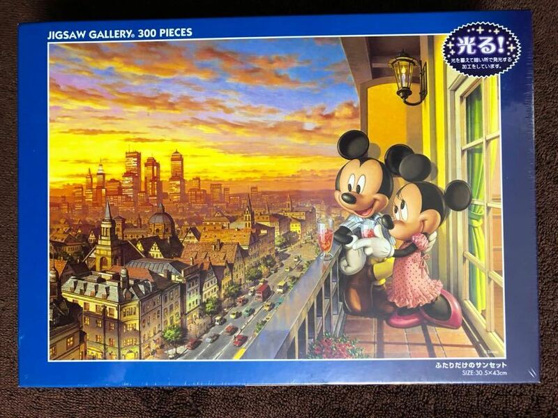 ディズニー Disney ミッキーマウス　Mickey Mouse ふたりのサンセット　300ピース 未開封品　テンヨー　TENYO JAPAN