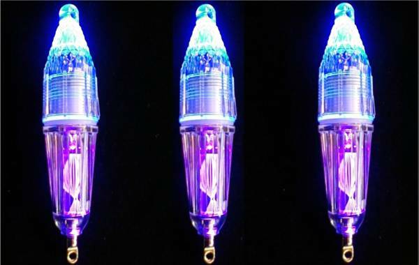 送料込 ＵＶ紫外線 水中ライト イカ 太刀魚 サバ 深海魚 3個セットB 16 クリックポスト