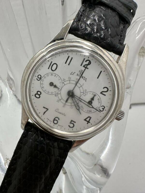 【LE MONDE】 クォーツ　腕時計　中古品　電池交換済み　稼動品　わけあり27-10