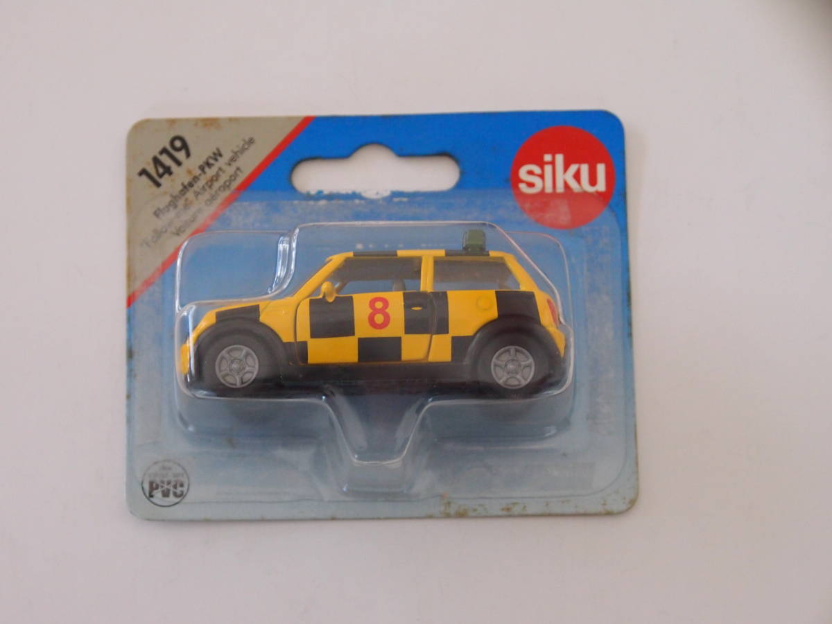 siku 1419 MINI COOPER　Follow me 