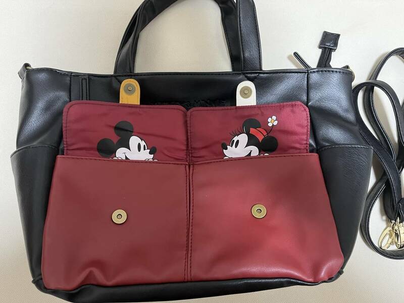 美品！Disney ディズニー ミッキー 　ひょっこりフラップポケット付き　2WAYトートバッグ　 ショルダーバッグ by.BELLE MAISON ベルメゾン