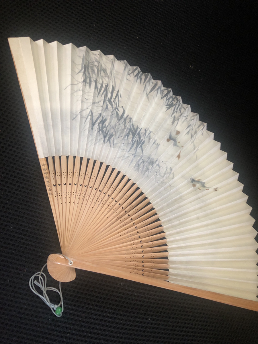 【快適涼風和扇子・川面鮎】開幅36cm 天然木　和紙　保管品　盛夏　せんす　日本製 【23/07 RD-2】