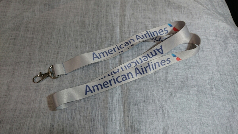 【非売品】新品未使用 アメリカン航空 ロゴ入り ネックストラップ
